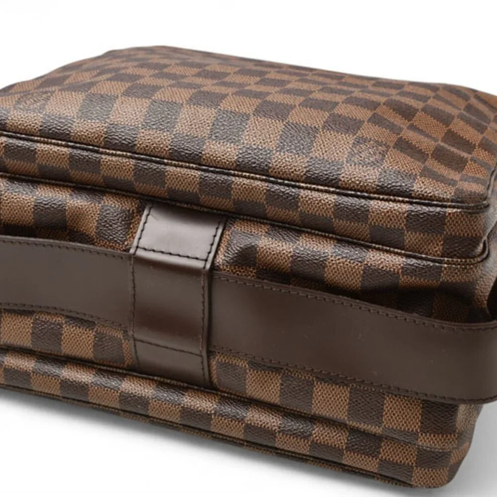 LOUIS VUITTON Authentic Brown Damier Shoulder Bag - Picture 9 of 16